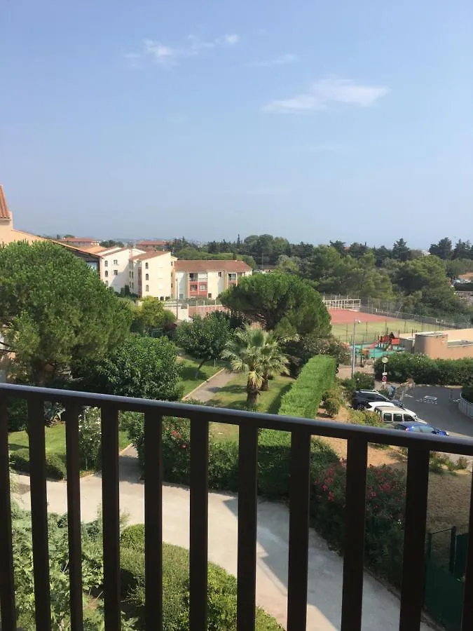 Charmant T2 Lagon Bleu Frejus 0*,  France