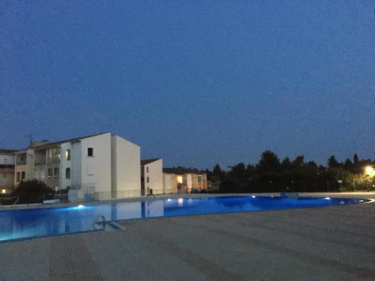 Charmant T2 Lagon Bleu Frejus 0*,